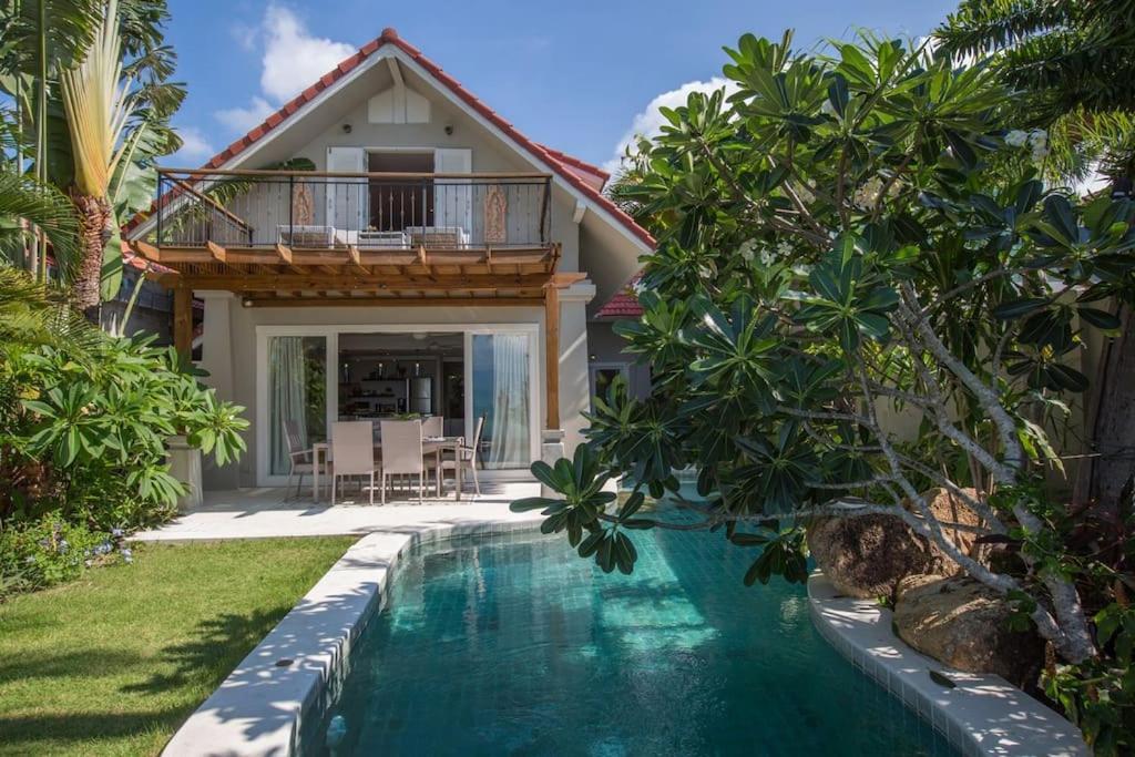 Beachfront Villa Charmant With Private Pool Ко Самуи Екстериор снимка