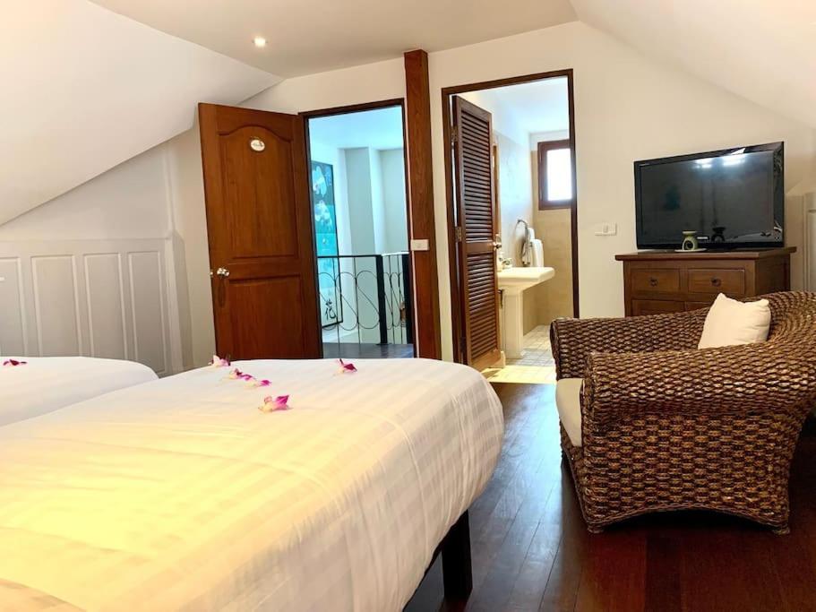 Beachfront Villa Charmant With Private Pool Ко Самуи Екстериор снимка